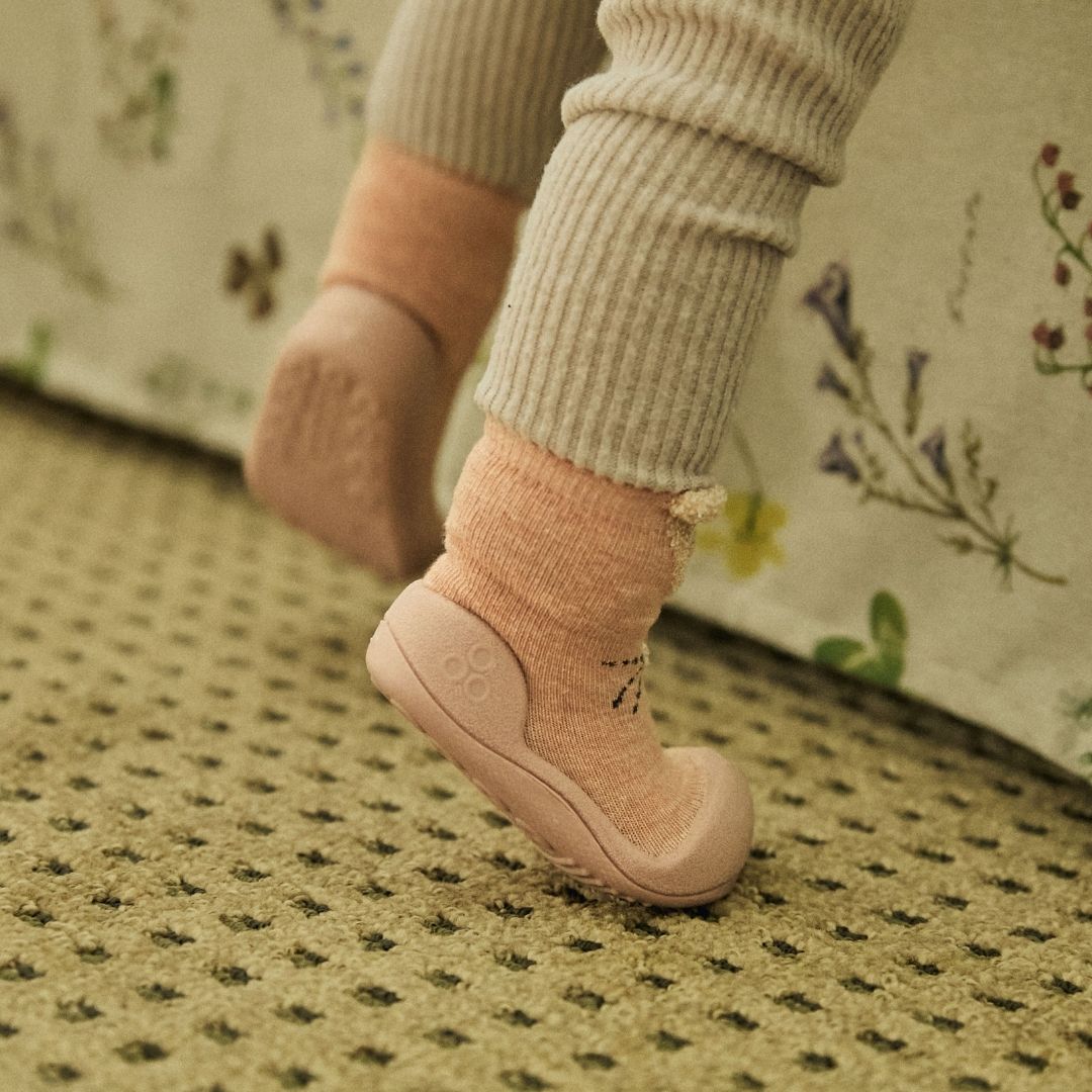 RABBIT PINK ATTIPAS