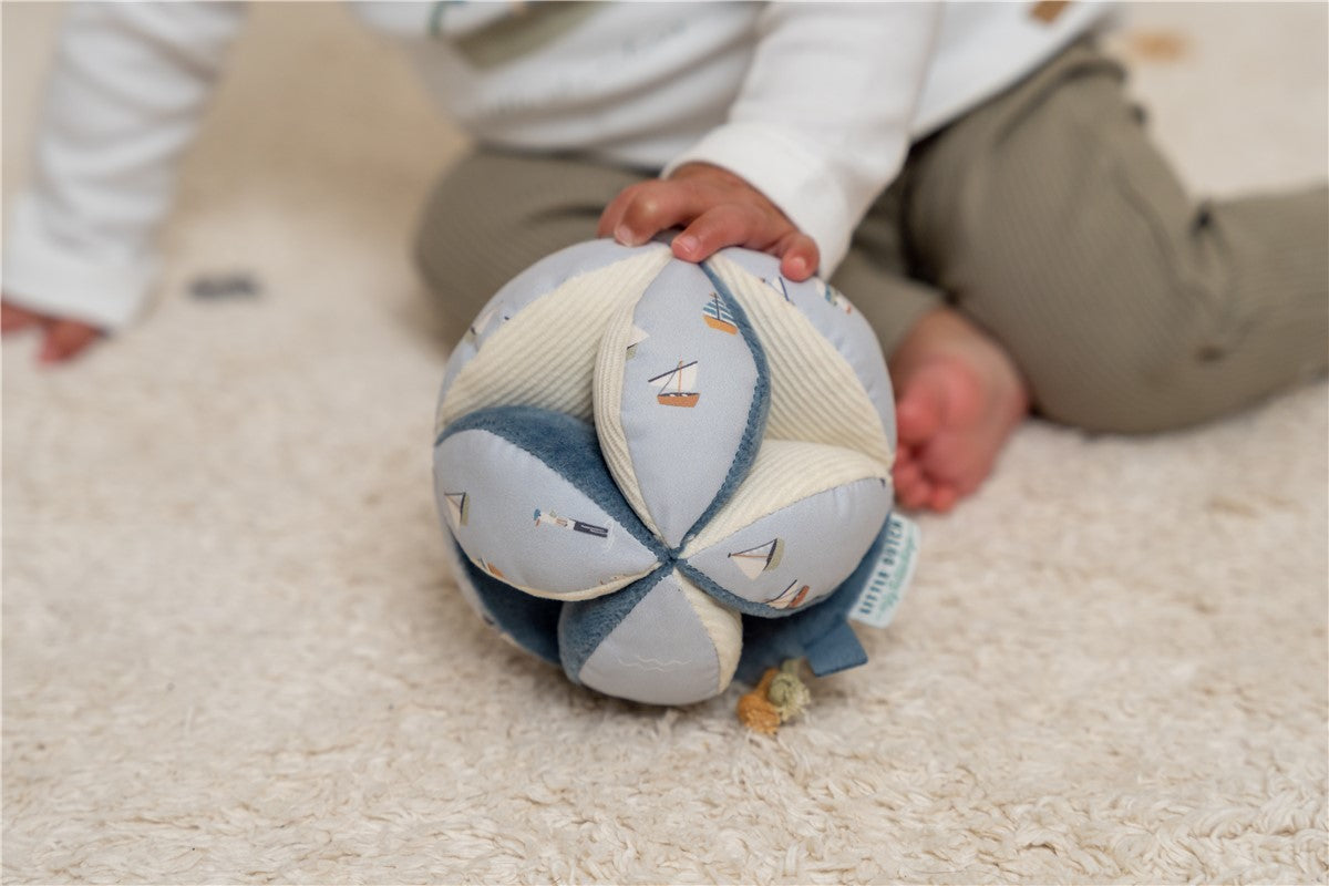 PELOTA MONTESSORI SAILORS BAY LITTLE DUTCH
