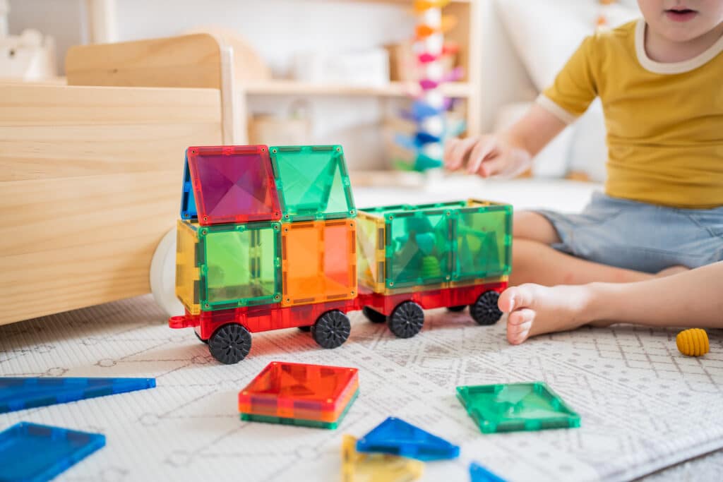 CONNETIX RAINBOW MOTION PACK 24 piezas